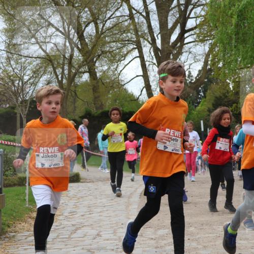 25.04.2026 - Das Zehntel Zöllner http://msf.ph/oto/9662447 25.04.2026 11:45:18 Laufen 12345, 12363, 11117, 12367 meine-sportfotos.de