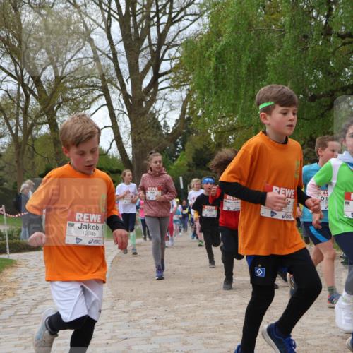 25.04.2026 - Das Zehntel Zöllner http://msf.ph/oto/9662468 25.04.2026 11:45:19 Laufen 12345, 1129, 121, 12367 meine-sportfotos.de
