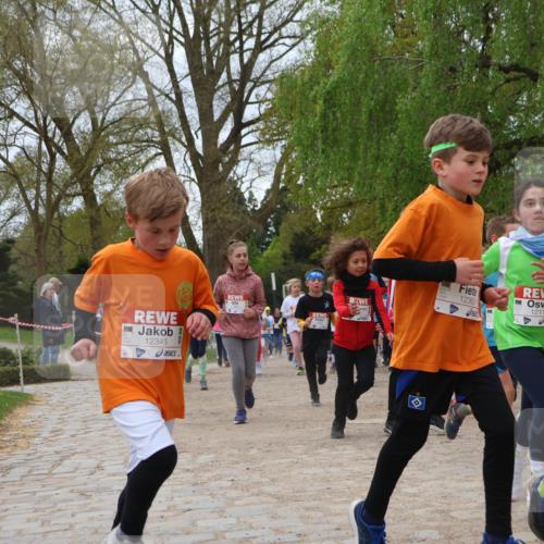 25.04.2026 - Das Zehntel Zöllner http://msf.ph/oto/9662471 25.04.2026 11:45:19 Laufen 12345, 12367, 12363, 12110, 50 meine-sportfotos.de