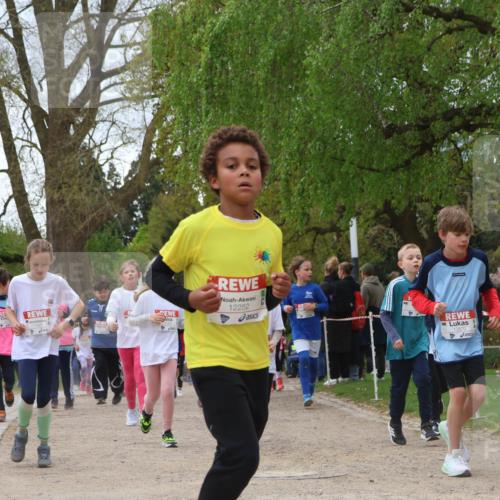 25.04.2026 - Das Zehntel Zöllner http://msf.ph/oto/9662510 25.04.2026 11:45:21 Laufen 12252 meine-sportfotos.de