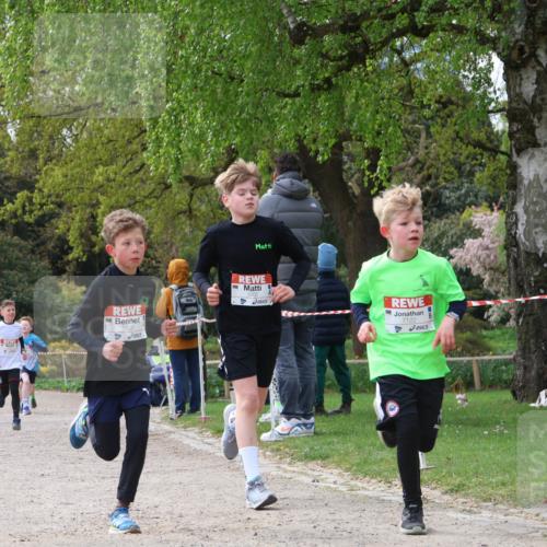 25.04.2026 - Das Zehntel Zöllner http://msf.ph/oto/9662512 25.04.2026 09:38:27 Laufen 5508, 5502, 7122 meine-sportfotos.de