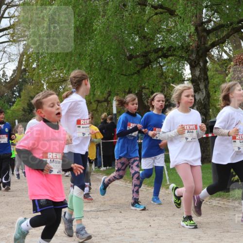 25.04.2026 - Das Zehntel Zöllner http://msf.ph/oto/9662552 25.04.2026 11:45:23 Laufen 10047, 1192 meine-sportfotos.de