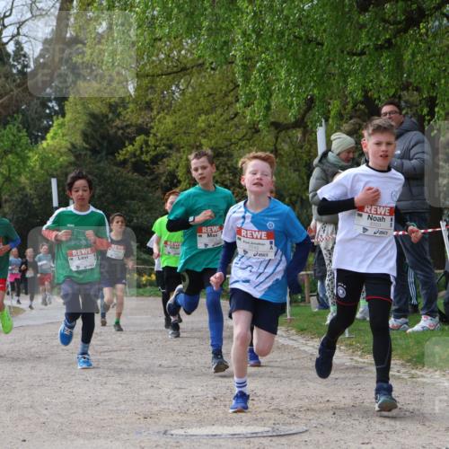 25.04.2026 - Das Zehntel Zöllner http://msf.ph/oto/9662613 25.04.2026 09:38:33 Laufen 7742, 5103 meine-sportfotos.de