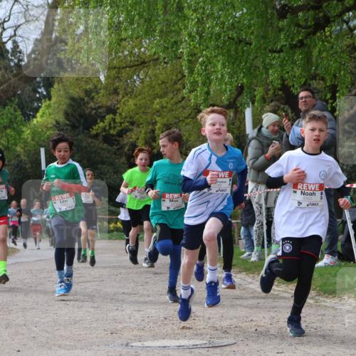 25.04.2026 - Das Zehntel Zöllner http://msf.ph/oto/9662619 25.04.2026 09:38:33 Laufen 7742, 5103 meine-sportfotos.de