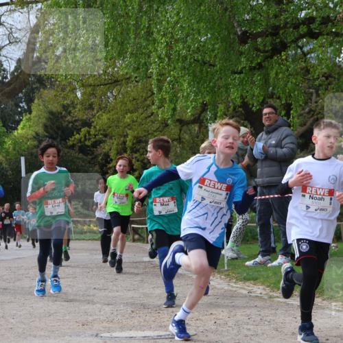 25.04.2026 - Das Zehntel Zöllner http://msf.ph/oto/9662628 25.04.2026 09:38:33 Laufen 7742, 5103 meine-sportfotos.de