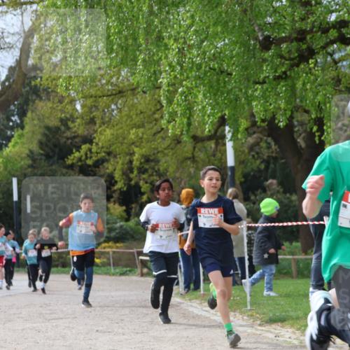 25.04.2026 - Das Zehntel Zöllner http://msf.ph/oto/9662694 25.04.2026 09:38:35 Laufen 8074 meine-sportfotos.de