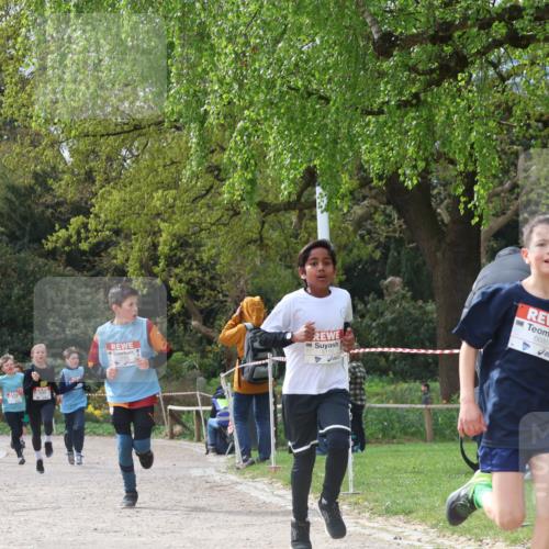 25.04.2026 - Das Zehntel Zöllner http://msf.ph/oto/9662712 25.04.2026 09:38:36 Laufen 6685 meine-sportfotos.de