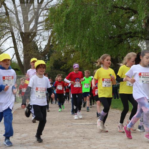 25.04.2026 - Das Zehntel Zöllner http://msf.ph/oto/9662719 25.04.2026 11:45:30 Laufen 12905, 12912, 11908 meine-sportfotos.de