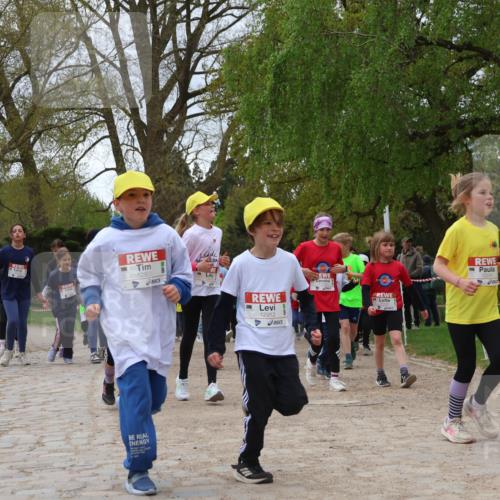 25.04.2026 - Das Zehntel Zöllner http://msf.ph/oto/9662725 25.04.2026 11:45:30 Laufen 12905, 12912, 12241 meine-sportfotos.de