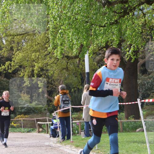 25.04.2026 - Das Zehntel Zöllner http://msf.ph/oto/9662754 25.04.2026 09:38:39 Laufen 7696 meine-sportfotos.de