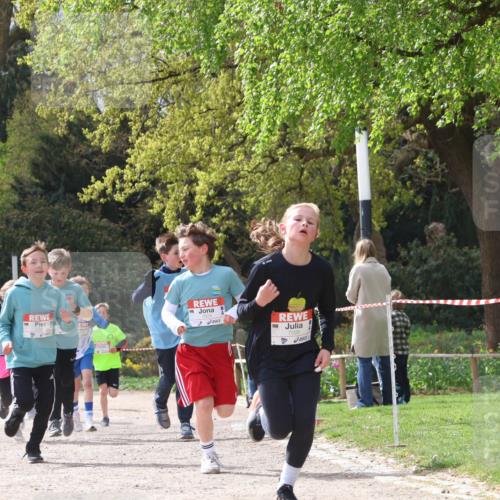 25.04.2026 - Das Zehntel Zöllner http://msf.ph/oto/9662811 25.04.2026 09:38:42 Laufen 7624, 7006 meine-sportfotos.de