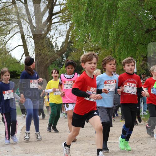25.04.2026 - Das Zehntel Zöllner http://msf.ph/oto/9662818 25.04.2026 11:45:32 Laufen 10182, 10234, 11619, 10674, 10668, 5, 11220 meine-sportfotos.de