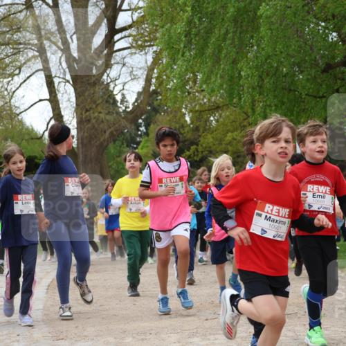 25.04.2026 - Das Zehntel Zöllner http://msf.ph/oto/9662827 25.04.2026 11:45:33 Laufen 10182, 10921, 10668, 10956 meine-sportfotos.de