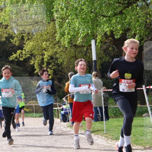 25.04.2026 - Das Zehntel Zöllner http://msf.ph/oto/9662835 25.04.2026 09:38:42 Laufen 7547 meine-sportfotos.de
