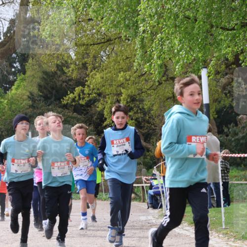 25.04.2026 - Das Zehntel Zöllner http://msf.ph/oto/9662856 25.04.2026 09:38:44 Laufen 7604 meine-sportfotos.de