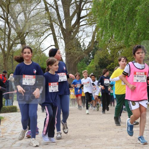 25.04.2026 - Das Zehntel Zöllner http://msf.ph/oto/9662857 25.04.2026 11:45:33 Laufen 10182, 10234, 11619 meine-sportfotos.de
