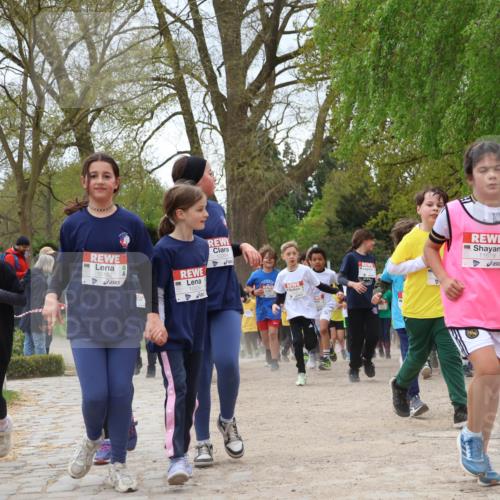 25.04.2026 - Das Zehntel Zöllner http://msf.ph/oto/9662860 25.04.2026 11:45:34 Laufen 10182, 10234, 10204, 11619, 11610 meine-sportfotos.de
