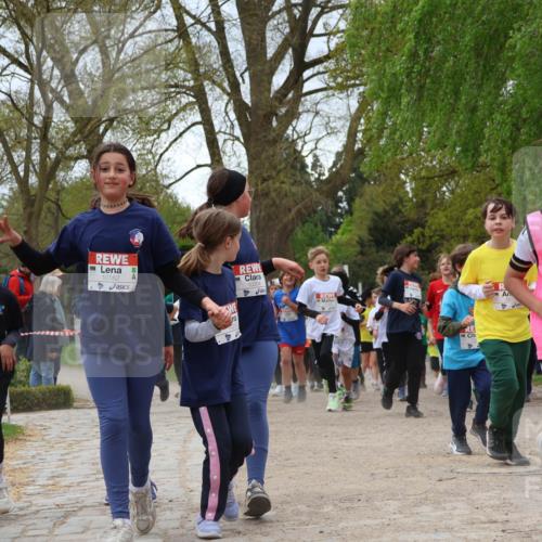 25.04.2026 - Das Zehntel Zöllner http://msf.ph/oto/9662869 25.04.2026 11:45:34 Laufen 10182, 10204, 11619 meine-sportfotos.de