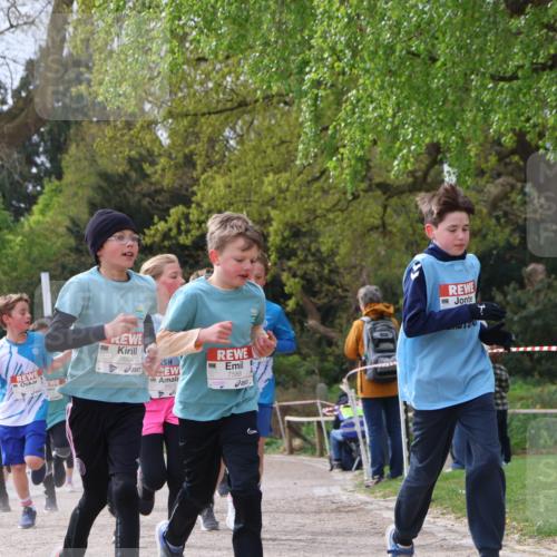 25.04.2026 - Das Zehntel Zöllner http://msf.ph/oto/9662883 25.04.2026 09:38:45 Laufen 7604, 7588 meine-sportfotos.de