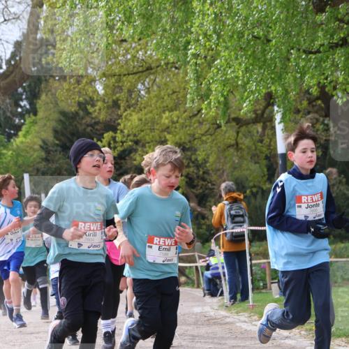 25.04.2026 - Das Zehntel Zöllner http://msf.ph/oto/9662886 25.04.2026 09:38:45 Laufen 7604, 7588, 7695 meine-sportfotos.de
