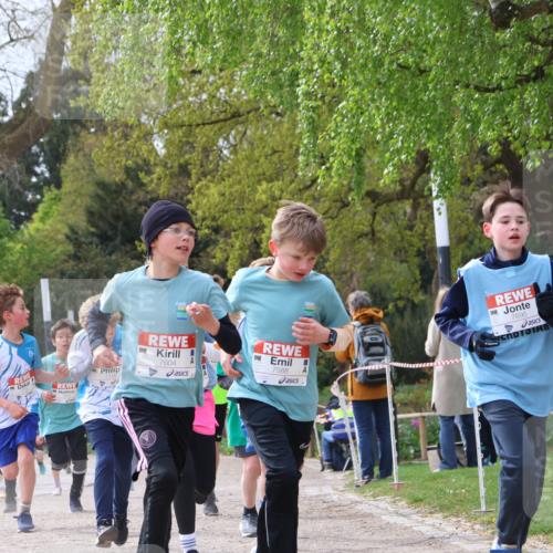 25.04.2026 - Das Zehntel Zöllner http://msf.ph/oto/9662892 25.04.2026 09:38:45 Laufen 7604, 7588, 7695 meine-sportfotos.de