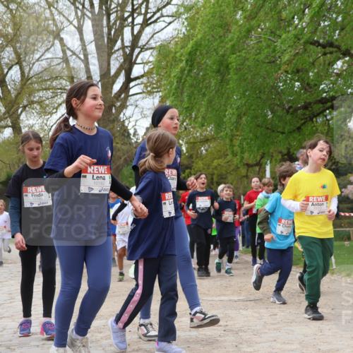 25.04.2026 - Das Zehntel Zöllner http://msf.ph/oto/9662893 25.04.2026 11:45:35 Laufen 11769, 10182 meine-sportfotos.de