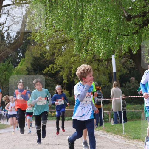 25.04.2026 - Das Zehntel Zöllner http://msf.ph/oto/9662946 25.04.2026 09:38:47 Laufen 5309, 7724, 7738 meine-sportfotos.de