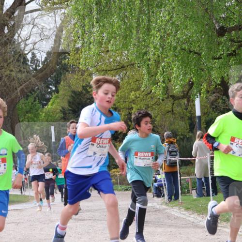 25.04.2026 - Das Zehntel Zöllner http://msf.ph/oto/9662973 25.04.2026 09:38:48 Laufen 5309, 7724, 7619, 7239 meine-sportfotos.de