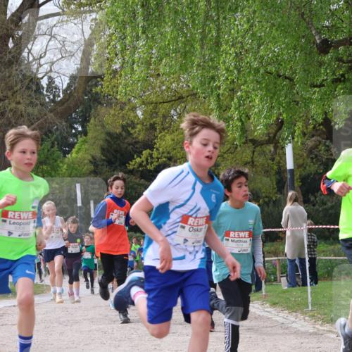 25.04.2026 - Das Zehntel Zöllner http://msf.ph/oto/9662979 25.04.2026 09:38:48 Laufen 5309, 7619, 7239 meine-sportfotos.de