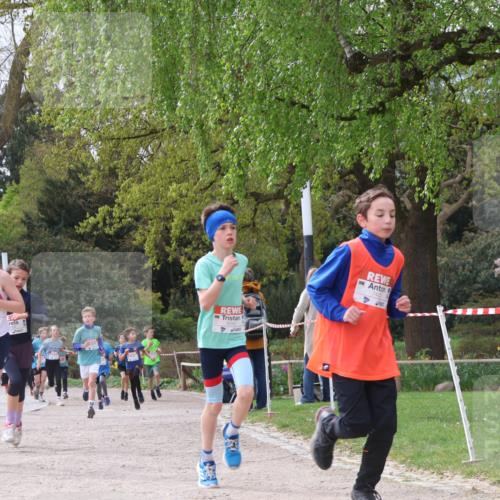25.04.2026 - Das Zehntel Zöllner http://msf.ph/oto/9663066 25.04.2026 09:38:50 Laufen 7402 meine-sportfotos.de