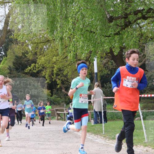 25.04.2026 - Das Zehntel Zöllner http://msf.ph/oto/9663072 25.04.2026 09:38:51 Laufen 6092 meine-sportfotos.de