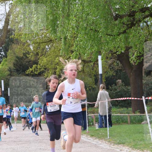 25.04.2026 - Das Zehntel Zöllner http://msf.ph/oto/9663105 25.04.2026 09:38:52 Laufen 6668, 6971 meine-sportfotos.de