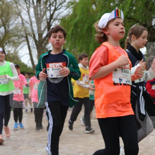 25.04.2026 - Das Zehntel Zöllner http://msf.ph/oto/9663106 25.04.2026 11:45:41 Laufen 12942 meine-sportfotos.de