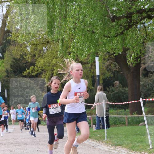25.04.2026 - Das Zehntel Zöllner http://msf.ph/oto/9663108 25.04.2026 09:38:52 Laufen 6668, 6971 meine-sportfotos.de