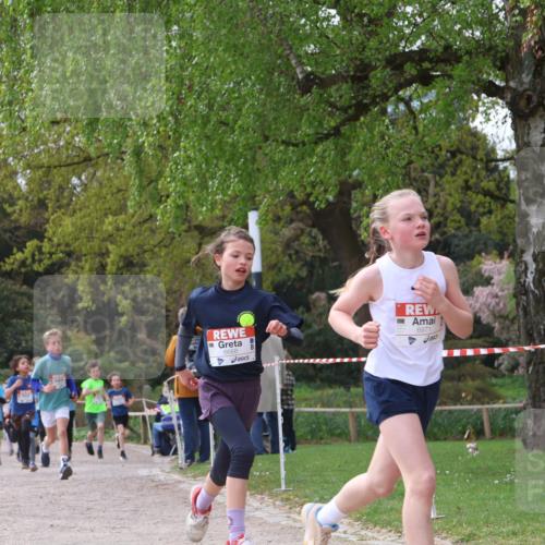 25.04.2026 - Das Zehntel Zöllner http://msf.ph/oto/9663123 25.04.2026 09:38:52 Laufen 6668, 6971 meine-sportfotos.de