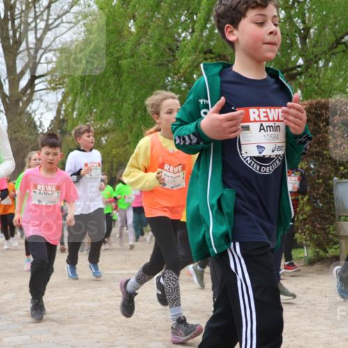25.04.2026 - Das Zehntel Zöllner http://msf.ph/oto/9663127 25.04.2026 11:45:42 Laufen 10843, 1296, 10584 meine-sportfotos.de