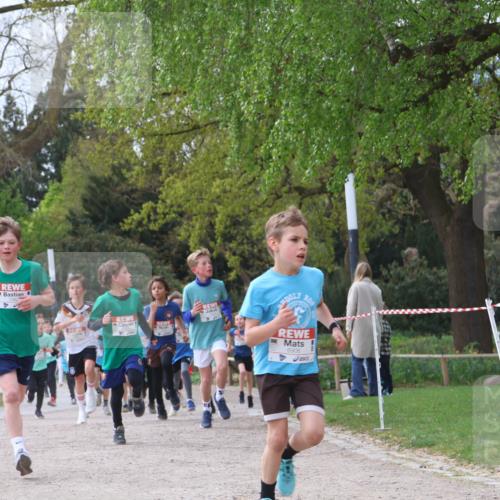 25.04.2026 - Das Zehntel Zöllner http://msf.ph/oto/9663168 25.04.2026 09:38:54 Laufen 6906 meine-sportfotos.de