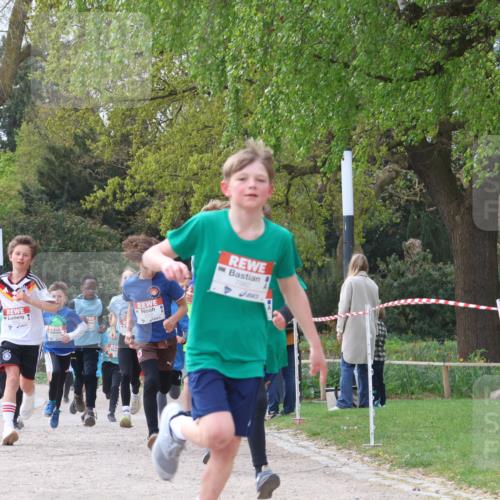 25.04.2026 - Das Zehntel Zöllner http://msf.ph/oto/9663198 25.04.2026 09:38:56 Laufen 7982 meine-sportfotos.de
