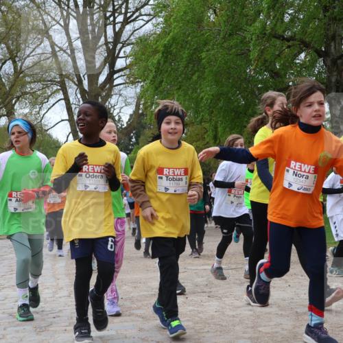 25.04.2026 - Das Zehntel Zöllner http://msf.ph/oto/9663229 25.04.2026 11:45:47 Laufen 12194, 11811, 11789, 6, 12347, 12376 meine-sportfotos.de
