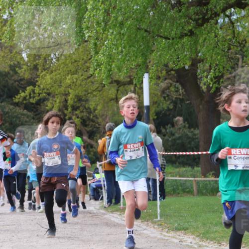 25.04.2026 - Das Zehntel Zöllner http://msf.ph/oto/9663234 25.04.2026 09:38:56 Laufen 7972 meine-sportfotos.de