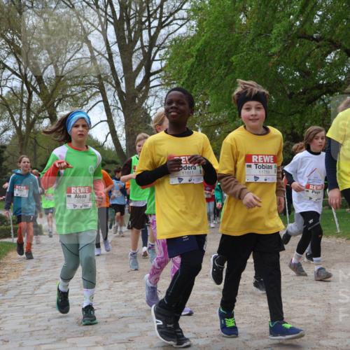 25.04.2026 - Das Zehntel Zöllner http://msf.ph/oto/9663238 25.04.2026 11:45:47 Laufen 12194, 11811, 11789, 12300, 5, 12347 meine-sportfotos.de