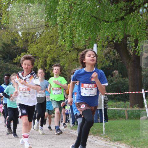 25.04.2026 - Das Zehntel Zöllner http://msf.ph/oto/9663267 25.04.2026 09:38:57 Laufen 8062, 5416 meine-sportfotos.de
