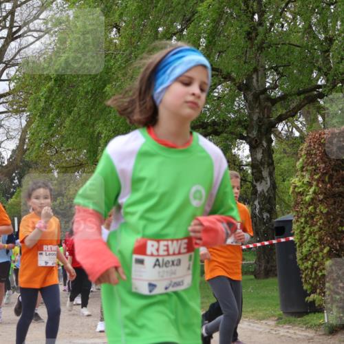 25.04.2026 - Das Zehntel Zöllner http://msf.ph/oto/9663274 25.04.2026 11:45:49 Laufen 9, 12451, 12440, 12194 meine-sportfotos.de