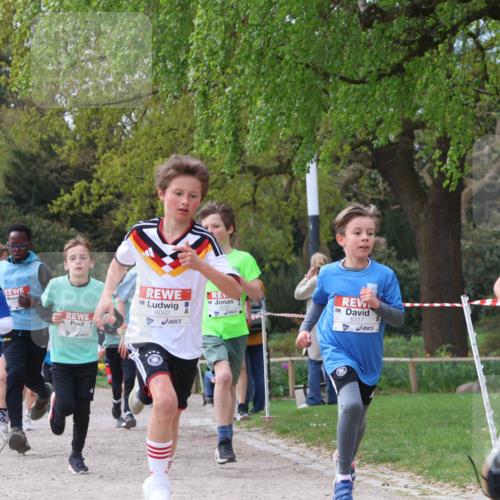 25.04.2026 - Das Zehntel Zöllner http://msf.ph/oto/9663285 25.04.2026 09:38:58 Laufen 6056, 8062, 6317, 5416 meine-sportfotos.de