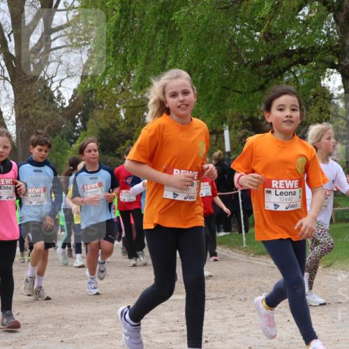 25.04.2026 - Das Zehntel Zöllner http://msf.ph/oto/9663292 25.04.2026 11:45:50 Laufen 12867, 11595, 12451, 12440 meine-sportfotos.de