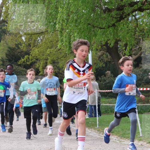 25.04.2026 - Das Zehntel Zöllner http://msf.ph/oto/9663300 25.04.2026 09:38:58 Laufen 8062 meine-sportfotos.de