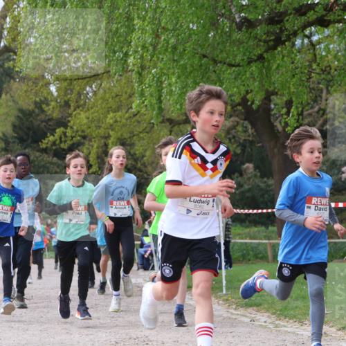 25.04.2026 - Das Zehntel Zöllner http://msf.ph/oto/9663303 25.04.2026 09:38:58 Laufen 8062, 6317 meine-sportfotos.de