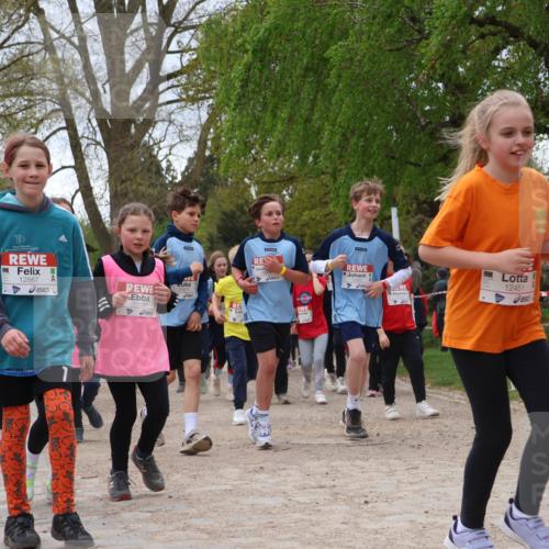 25.04.2026 - Das Zehntel Zöllner http://msf.ph/oto/9663307 25.04.2026 11:45:50 Laufen 11630, 12867, 11595, 10872, 12451, 12440 meine-sportfotos.de
