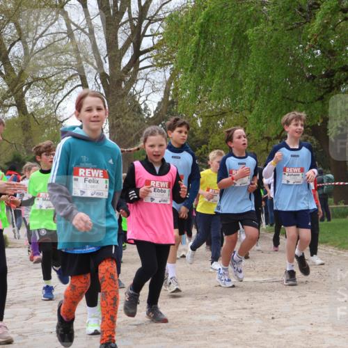 25.04.2026 - Das Zehntel Zöllner http://msf.ph/oto/9663316 25.04.2026 11:45:51 Laufen 12615, 12867, 11595 meine-sportfotos.de
