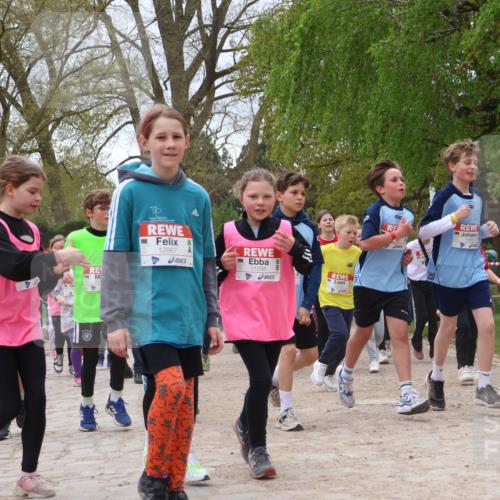 25.04.2026 - Das Zehntel Zöllner http://msf.ph/oto/9663322 25.04.2026 11:45:51 Laufen 12867, 11595 meine-sportfotos.de